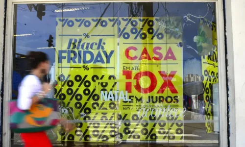 
				
					Com menos inflação, comércio espera recorde de vendas na Black Friday
				
				