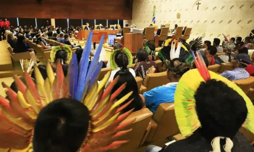 
				
					Comissão do Senado aprova marco temporal após STF barrar tese
				
				