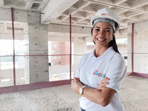 
				
					Construtora capacita mulheres para trabalhar em canteiros de obras
				
				