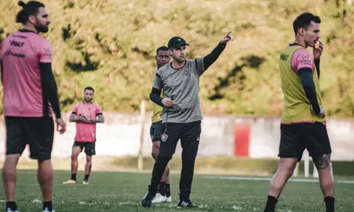 
				
					Criciúma x Vitória: veja onde assistir, arbitragem e prováveis times
				
				