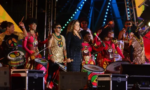 
				
					Daniela Mercury comemora 40 anos de carreira com show no Rio; FOTOS
				
				