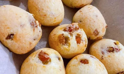 
				
					Dia do Pão de Queijo: aprenda a fazer 5 receitas diferentes do prato
				
				