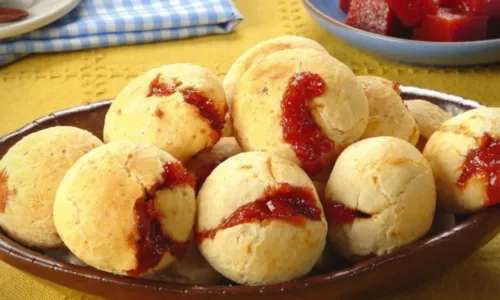 
				
					Dia do Pão de Queijo: aprenda a fazer 5 receitas diferentes do prato
				
				