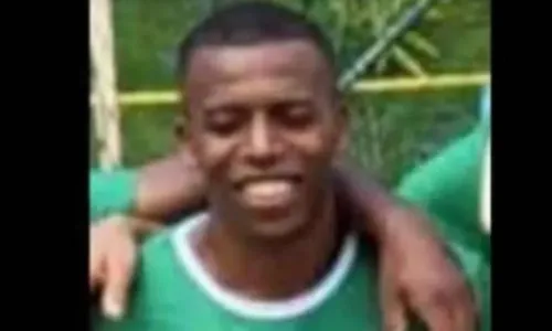 
				
					Dono de lava-jato é morto a tiros enquanto ajudava vizinha em Salvador
				
				