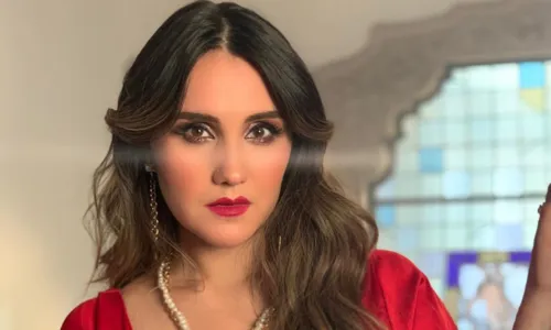 
				
					Dulce Maria volta ao ruivo para o retorno de RBD; veja transformação
				
				