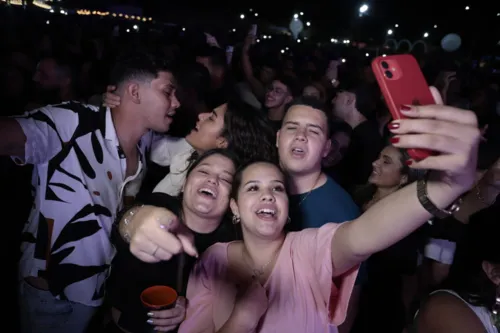 
				
					FOTOS: veja imagens do terceiro dia de Festival de Inverno 2023
				
				