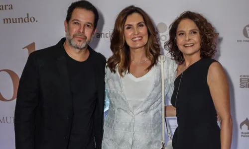 
				
					Famosos prestigiam premiere do filme 'Pérola'; veja fotos
				
				