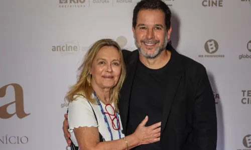 
				
					Famosos prestigiam premiere do filme 'Pérola'; veja fotos
				
				