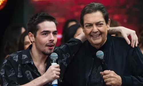 
				
					Filho de Faustão fala sobre quadro de saúde do pai: 'Está bem'
				
				