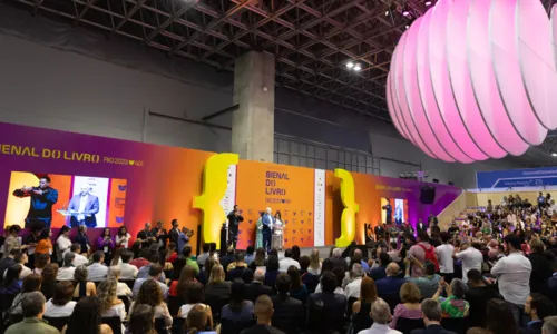 
				
					Fotos: veja como foi o 1º dia da Bienal do Livro no Rio de Janeiro
				
				