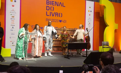 
				
					Fotos: veja como foi o 1º dia da Bienal do Livro no Rio de Janeiro
				
				