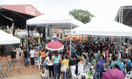 
				
					Garoto morto em ação da PM é homenageado em Lauro de Freitas
				
				