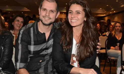 
				
					Giovanna Antonelli nega fim do casamento após rumores: 'Notícia falsa'
				
				