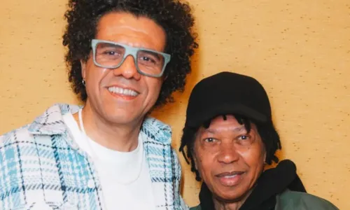 
				
					Hamilton de Holanda lança novo álbum em reverência a Djavan
				
				