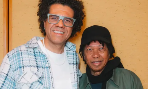 
				
					Hamilton de Holanda toca Djavan em novo álbum
				
				