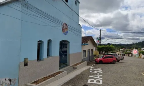 
				
					Homem é morto a tiros após ter casa invadida no interior da Bahia
				
				