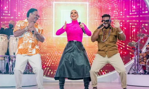 
				
					Ivete e É O Tchan fazem carnaval fora de época durante gravação de TV
				
				