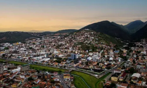 
				
					Jacobina tem terceiro tremor de terra em menos de um mês
				
				