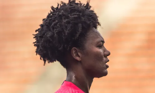 
				
					Jogadoras do Bahia inspiram meninas: 'Representatividade como espelho'
				
				