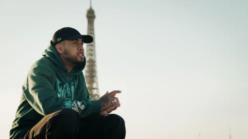 
				
					Kawe lança clipe gravado em Paris
				
				