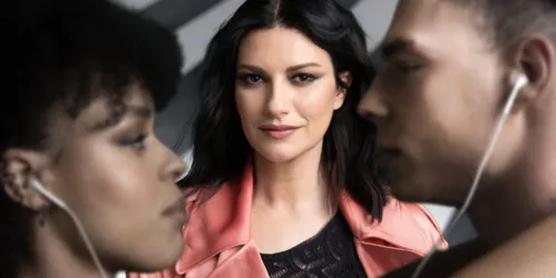 
				
					Laura Pausini lança single bilíngue 'Durar/Durare'
				
				