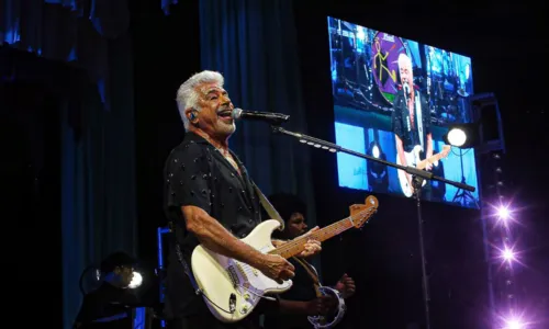 
				
					Lulu Santos lota Concha Acústica com show da nova turnê; FOTOS
				
				