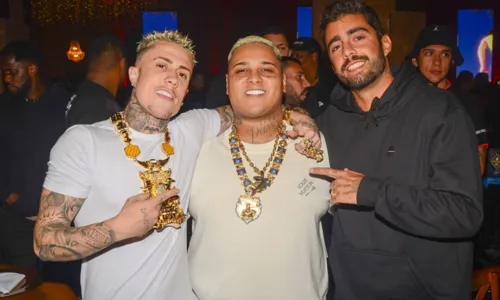 
				
					MC Ryan SP recebe famosos em festão para lançamento de novo álbum; FOTOS
				
				