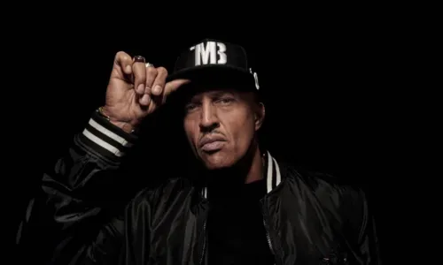 
				
					Mano Brown recebe título de Doutor Honoris Causa nesta quarta
				
				