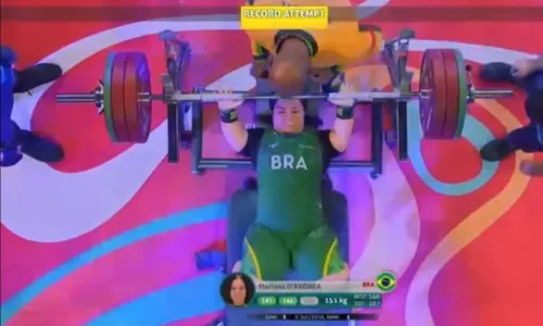 
				
					Mariana D'Andrea é campeã mundial de halterofilismo paralímpico
				
				