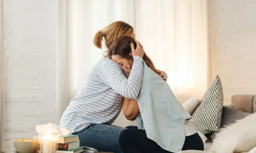 
				
					Minha amiga, me desculpe a dureza, mas você precisa me ouvir
				
				