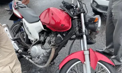 
				
					Motociclista morre após acidente na BR-324; pista é interditada
				
				