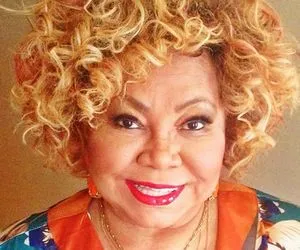 
				
					Música de Alcione vira trilha sonora de trend no TikTok
				
				