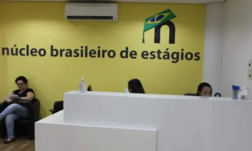 
				
					Nube oferece mais de 9 mil vagas com salários de até R$3 mil
				
				