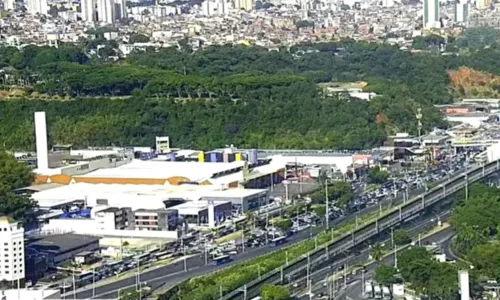 
				
					Operação policial termina no Viaduto Raul Seixas e vias são liberadas
				
				