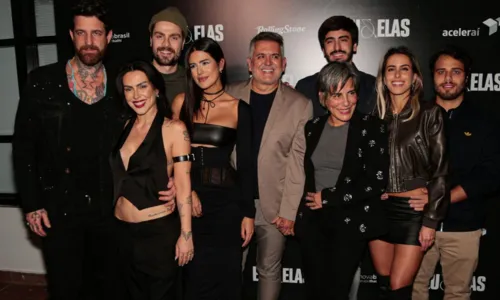 
				
					Orlando Morais faz show com as filhas Cleo Pires, Anttonia e Ana; FOTOS
				
				