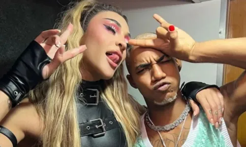 
				
					Pabllo Vittar recebeu ligação de O Kannalha após rumores de romance
				
				