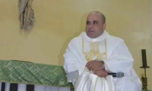 
				
					Padre desaparecido na BA é encontrado no Espírito Santo, diz Diocese
				
				