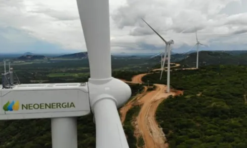 
				
					Queda de luz na Bahia foi ocasionada por ocorrência de grande porte
				
				