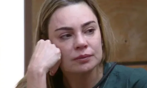 
				
					Rachel Sheherazade chora ao falar de Jenny: ‘Acabou com meu sonho’
				
				