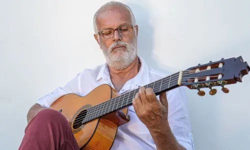 
				
					Roberto Mendes é convidado para 'Domingo Artístico' no Engenho Velho da Federação
				
				