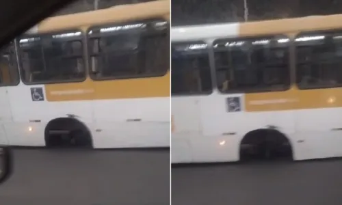 
				
					Roda de ônibus solta e veículo para em trecho da BR-324, em Salvador
				
				