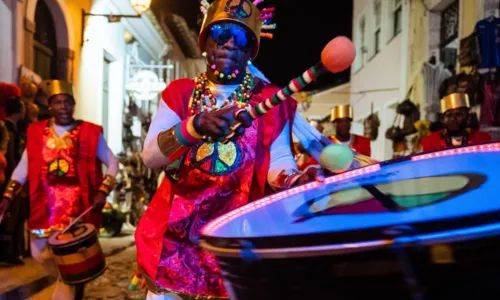 
				
					Série enfatiza universalidade, dança e identidade do Olodum e do Malê Debalê
				
				