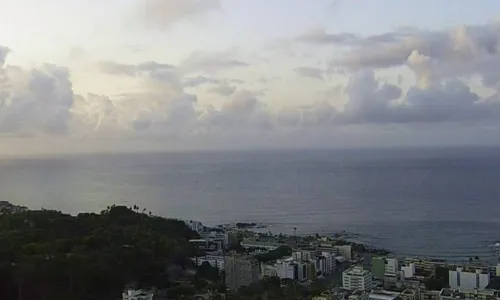 
				
					Sol entre nuvens é a previsão para Salvador nesta segunda (28)
				
				