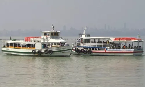 
				
					Travessia Salvador - Mar Grande tem 10 embarcações em tráfego; veja
				
				