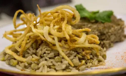 
				
					Veja como fazer arroz de lentilha com cebola frita em 30 minutos
				
				