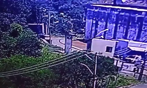 
				
					Vídeo mostra fuga de presos do Complexo de Mata Escura
				
				