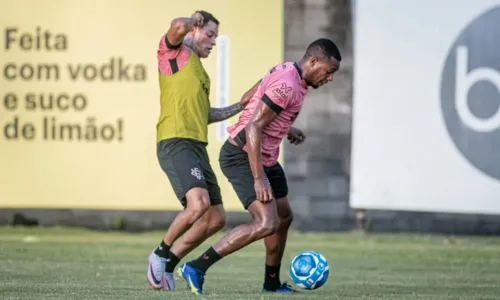 
				
					Vitória relaciona 19 jogadores para duelo contra Chapecoense
				
				