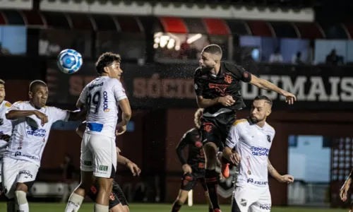 
				
					Vitória retoma liderança da Série B após vencer ABC
				
				