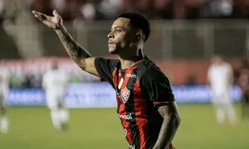 
				
					Vitória vence Tombense no Barradão e pontua bem na Série B
				
				