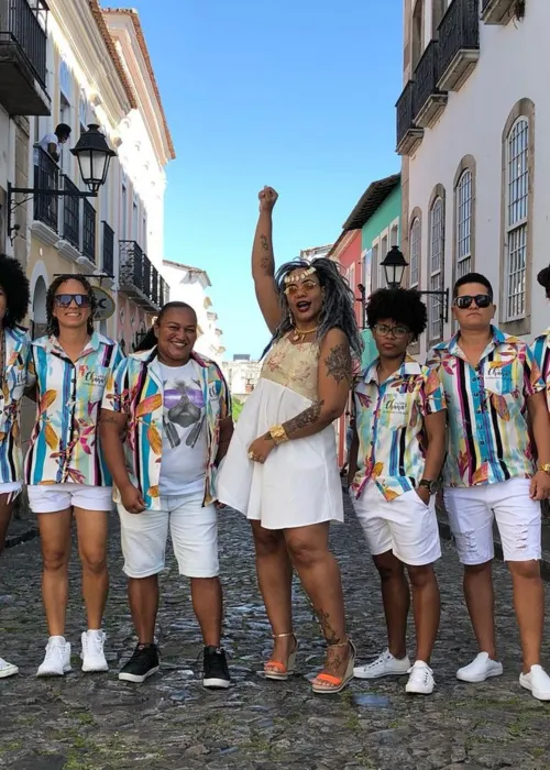 
				
					Samba Ohana se apresenta no Pelourinho no próximo dia 16
				
				